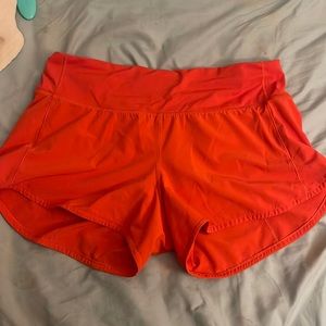 Lululemon!! Speed up shorts,low rise, size: 8,4inch. color: carnation red